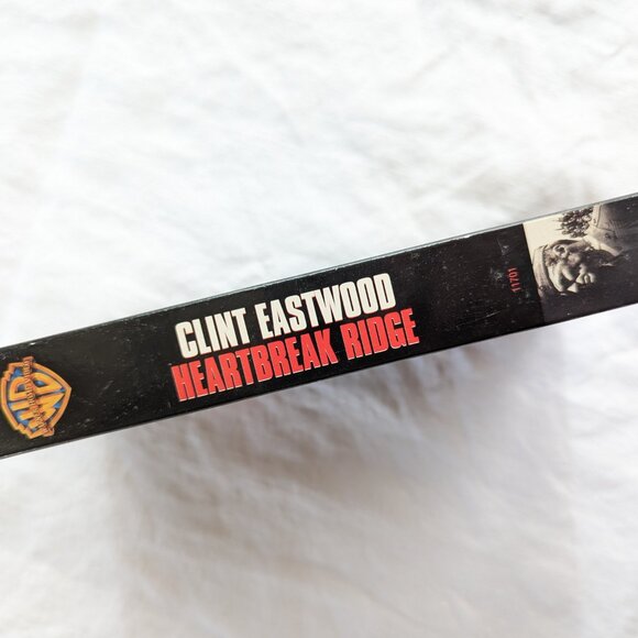 3/$15 Heartbreak Ridge (1986) VHS movie with Clint Eastwood Warner Bros hits - Picture 3 of 5